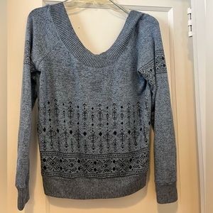 🌻 no frills Sweater